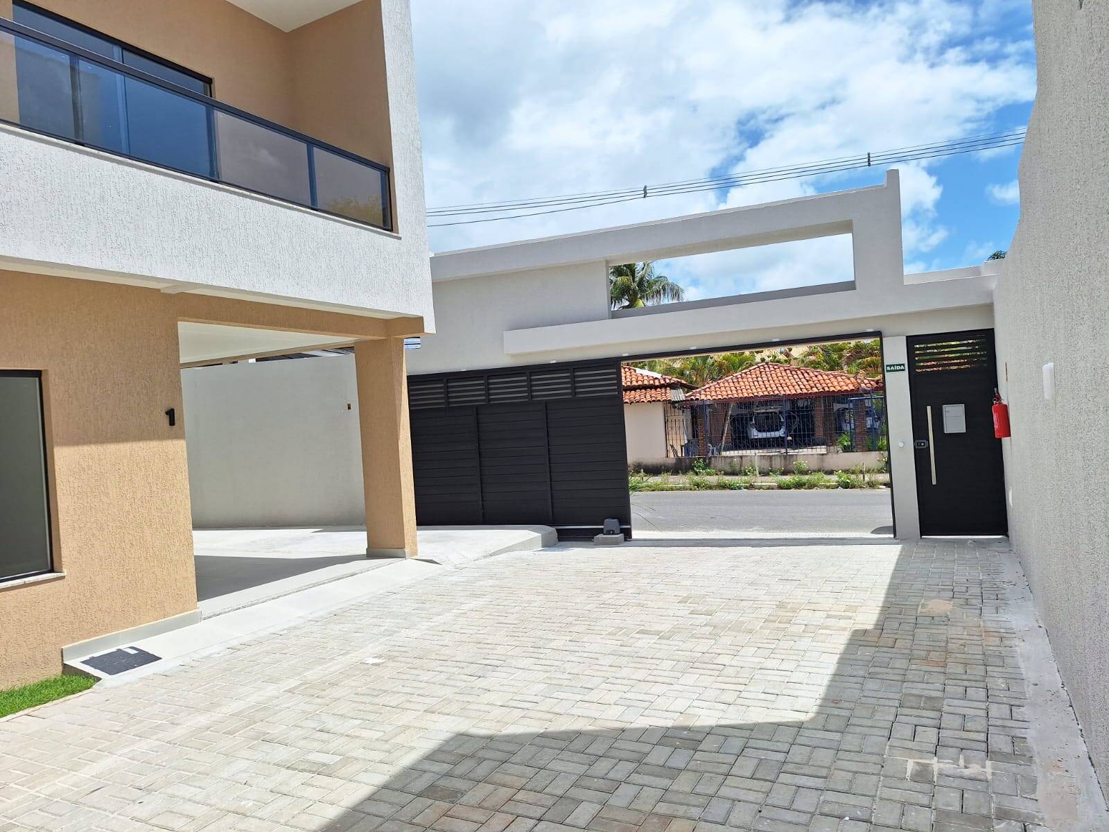 Casa de Condomínio, 4 quartos - Foto 1