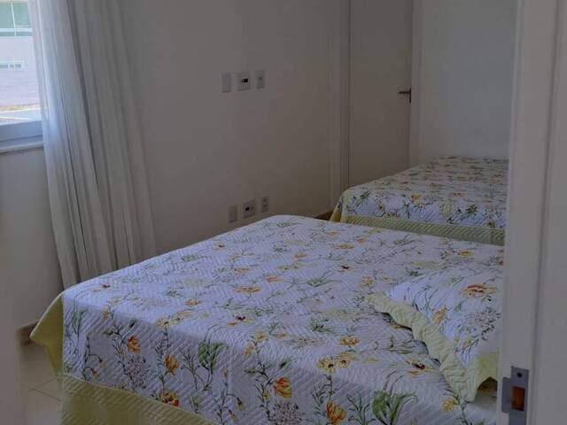 Casa para Venda em Camaçari - 4