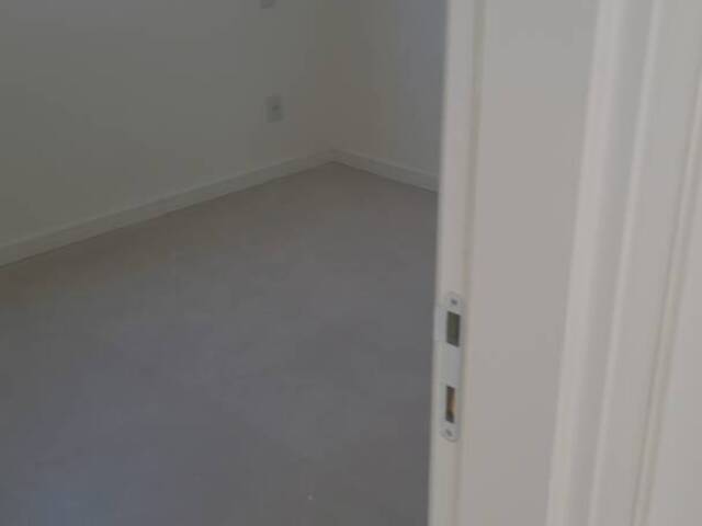 Apartamento para Venda em Lauro de Freitas - 5
