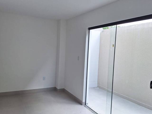 Casa em condomínio para Venda em Lauro de Freitas - 5